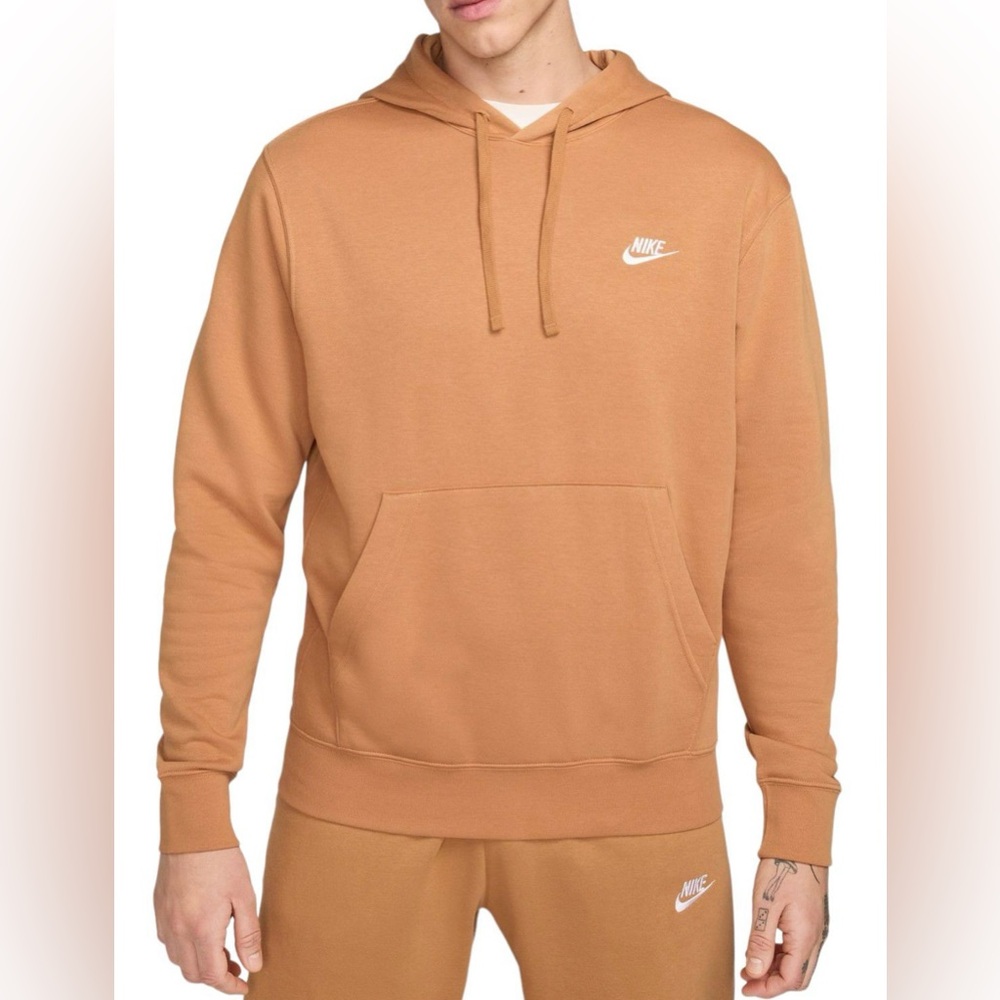 Nike Men’s Sportswear Club Fleece Hoodie